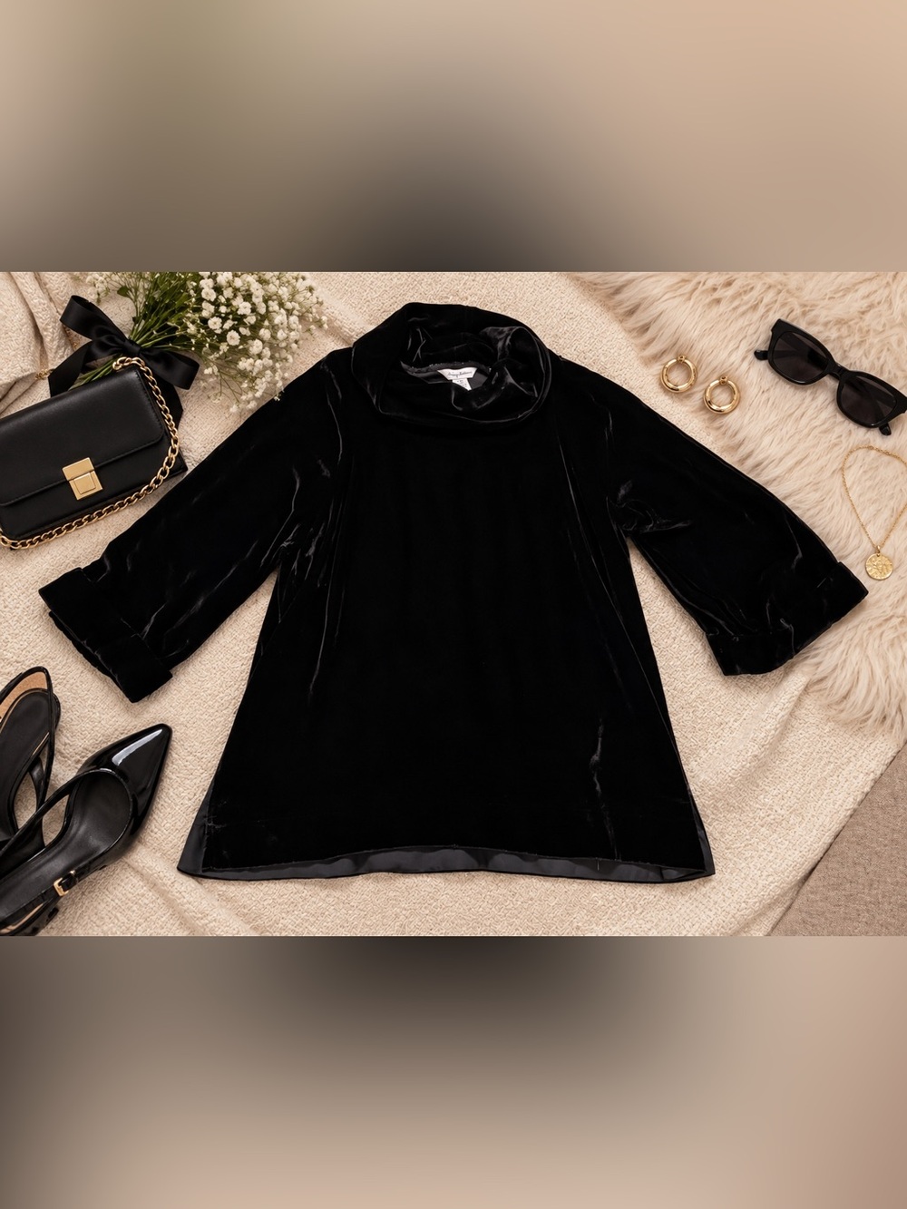 Tommy Bahama Women’s L Black Velvet Mock Neck 3/4 Sleeve Tunic Top